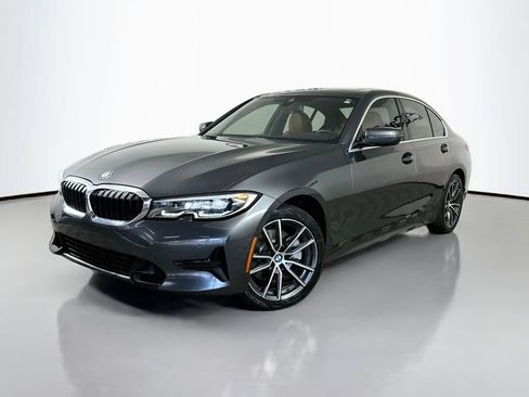 Used 2019 BMW 330i xDrive Sedan w/ Convenience Package AWD/4WD image 3