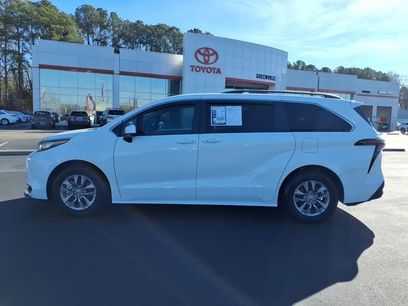Used 2023 Toyota Sienna LE