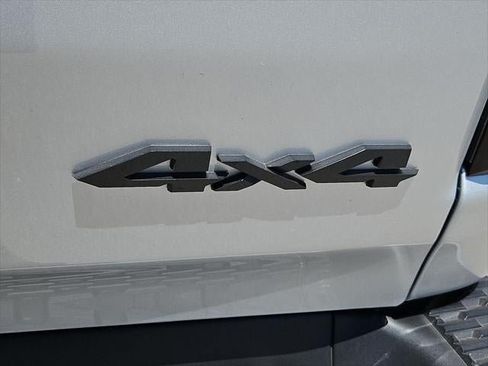 Used 2026 RAM 1500 Express AWD/4WD image 45