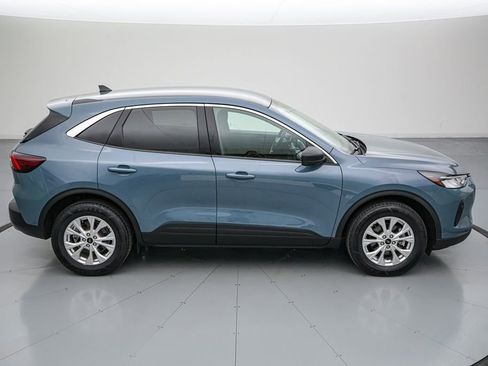 Certified 2024 Ford Escape Active AWD/4WD image 4