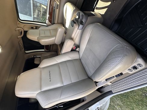 Used 2004 Ford F250 Lariat image 24