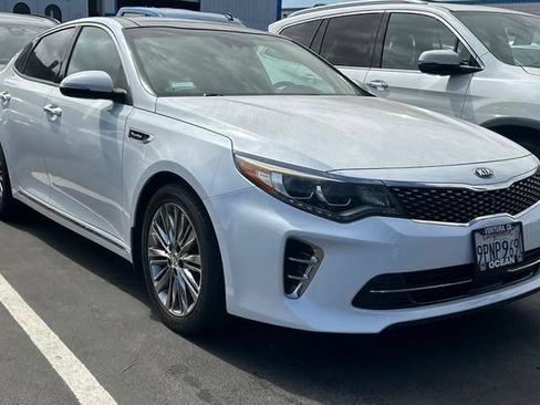 Used 2017 Kia Optima SX FWD image 2