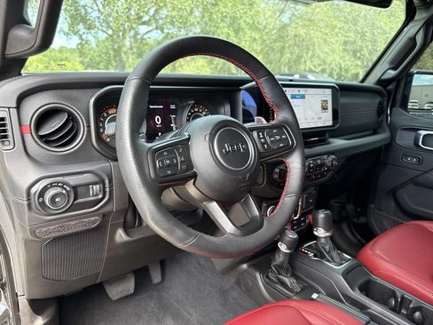 Used 2024 Jeep Wrangler Unlimited Rubicon 392 AWD/4WD image 33