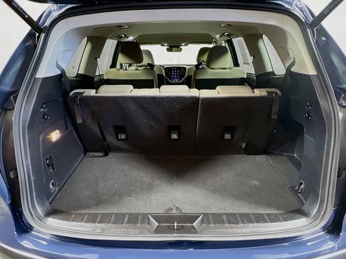 Used 2023 Subaru Ascent Premium w/ Convenience Package AWD/4WD image 22