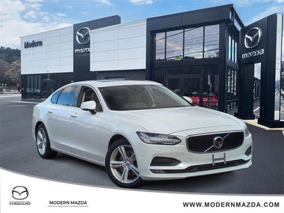 Used 2018 Volvo S90 T5 Momentum w/ Convenience Package