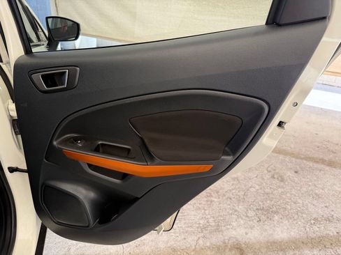 Used 2021 Ford EcoSport SE w/ SE Convenience Package FWD image 17