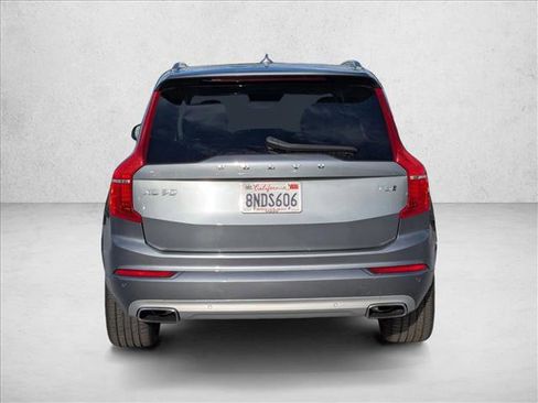 Used 2020 Volvo XC90 T5 Momentum w/ Protection Package Premier image 6