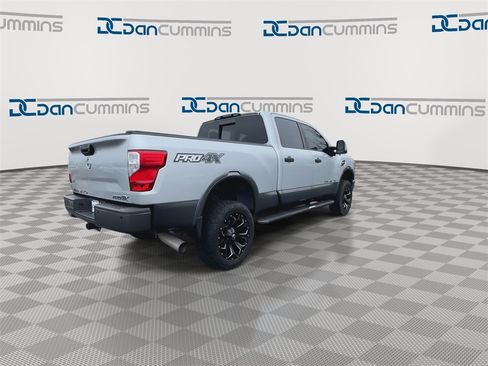 Used 2017 Nissan Titan PRO-4X image 8