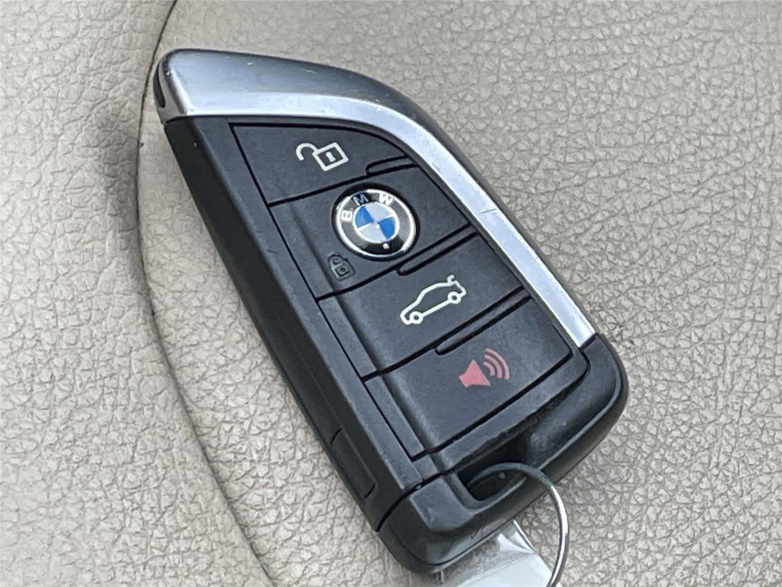 Used 2017 BMW X1 xDrive28i AWD/4WD image 31
