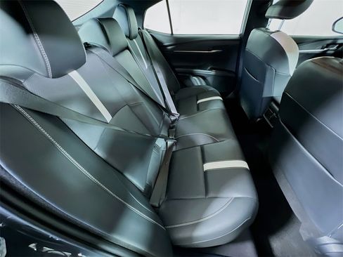 Certified 2025 Toyota Camry SE image 23