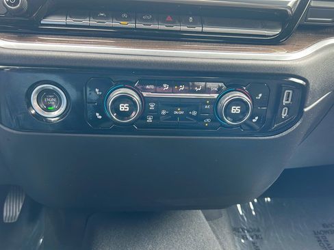 Used 2022 Chevrolet Silverado 1500 LT image 22