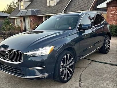 Used 2023 Volvo XC60 B5 Ultimate w/ Climate Package