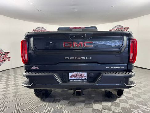 Used 2022 GMC Sierra 2500 Denali image 6