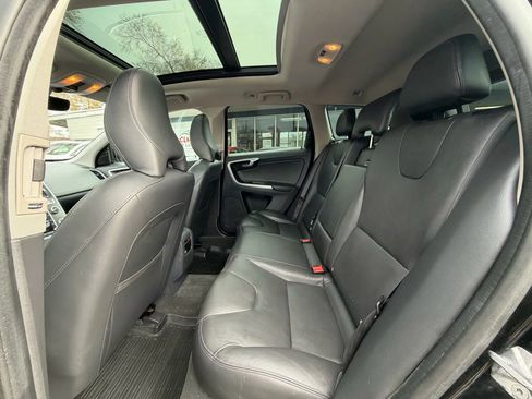 Used 2015 Volvo XC60 T5 image 12