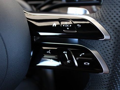 New 2025 Mercedes-Benz GLC 350e 4MATIC image 20