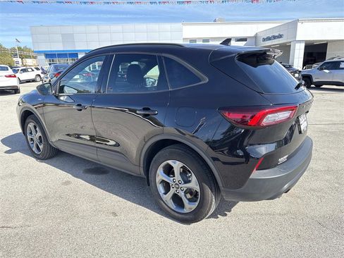 Used 2025 Ford Escape ST-Line image 3