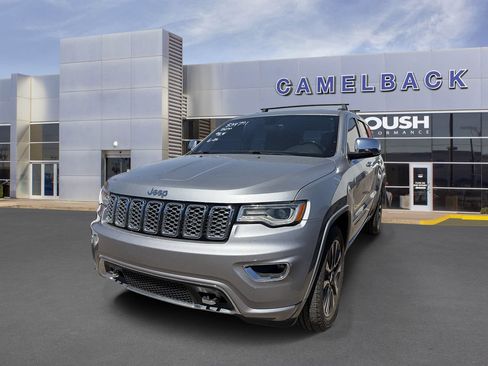 Used 2017 Jeep Grand Cherokee Overland RWD image 15