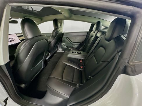 Used 2023 Tesla Model 3 Standard Range image 28