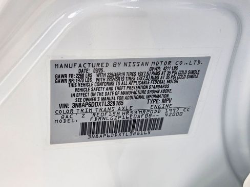 New 2026 Nissan Kicks SR w/ SR Premium Package AWD/4WD image 24