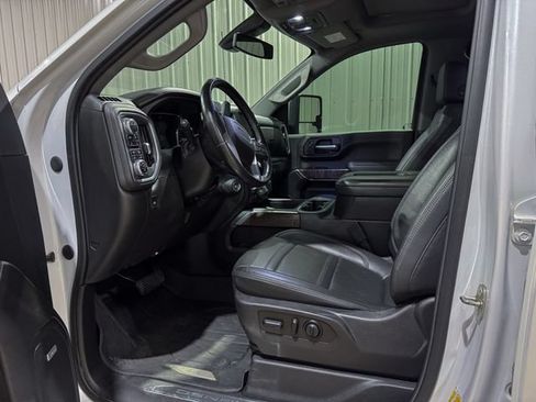 Used 2022 GMC Sierra 2500 Denali AWD/4WD image 11