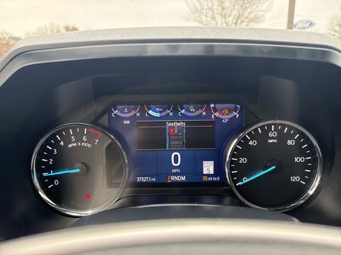 Used 2023 Ford Expedition Limited image 13