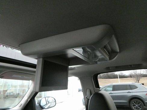 Used 2012 GMC Yukon Denali image 34