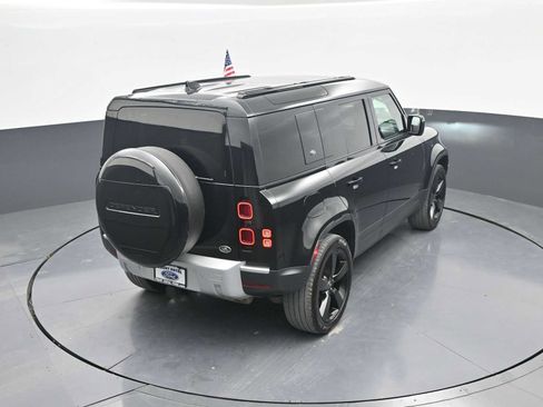 Used 2023 Land Rover Defender 110 SE AWD/4WD image 33