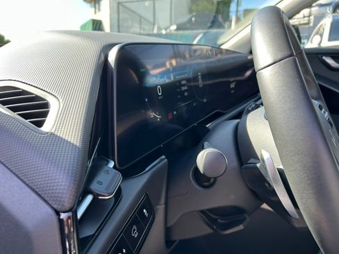 Used 2024 Kia Niro Wind FWD image 14