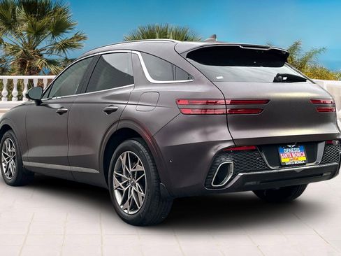 Used 2023 Genesis GV70 2.5T w/ Advanced Package image 7