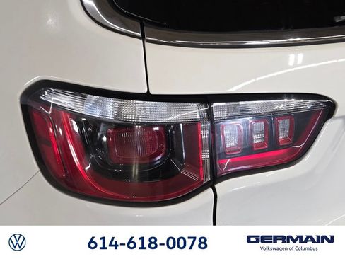 Used 2019 Jeep Compass Limited AWD/4WD image 17