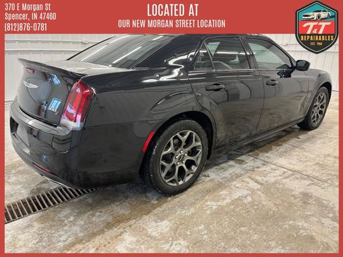 Used 2018 Chrysler 300 S w/ 300S Premium Group 2 AWD/4WD image 5