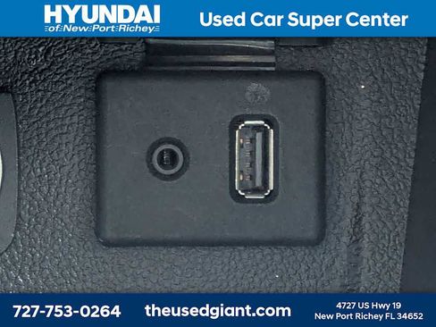 Used 2015 Buick Encore FWD image 21