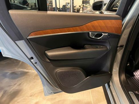 Used 2024 Volvo XC90 T8 Plus w/ Protection Package Premier AWD/4WD image 13