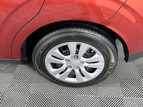 Used 2023 Kia Soul LX image 31