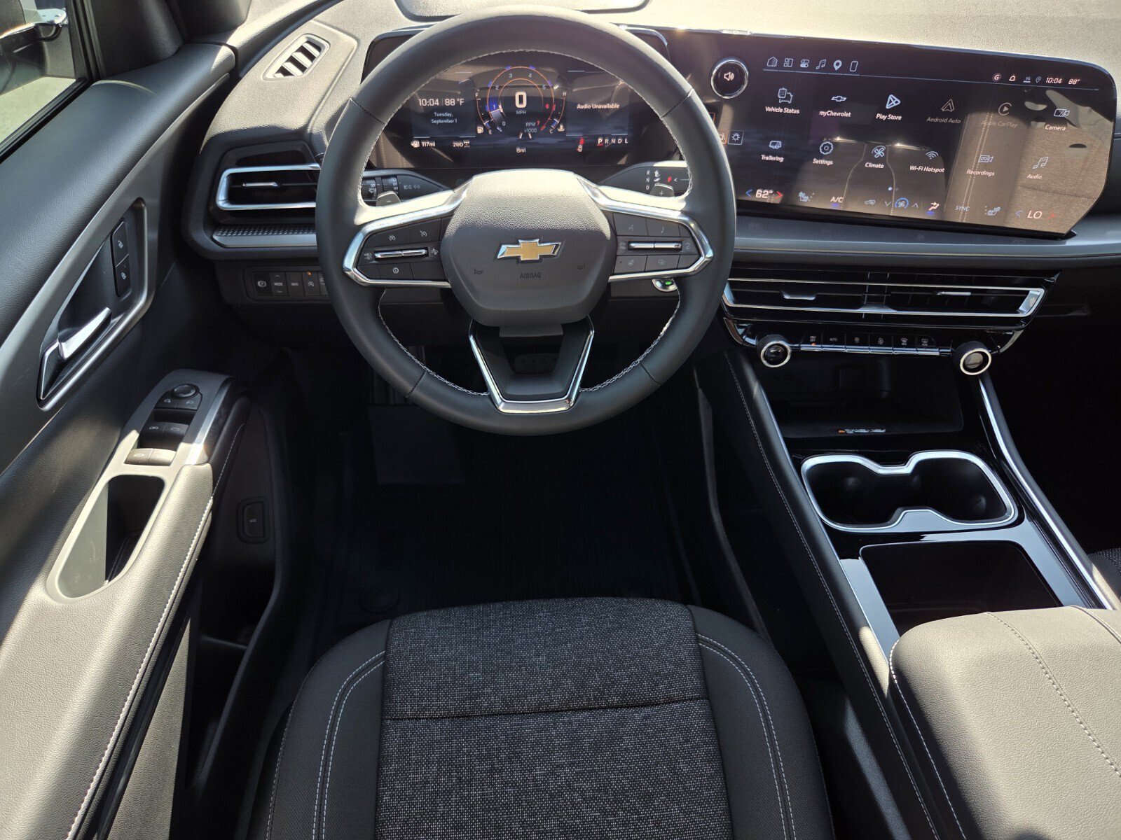 New 2027 Chevrolet Traverse LT w/ Driver Confidence Package FWD image 10