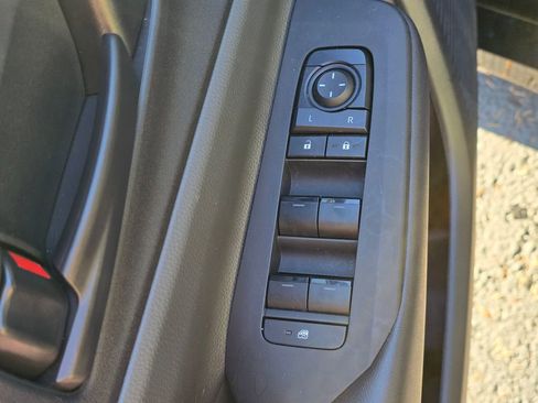 Used 2024 Toyota Prius LE image 14