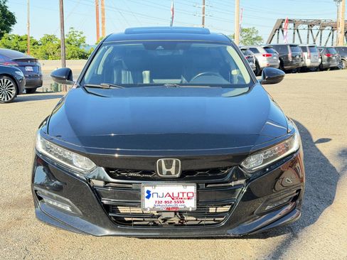 Used 2018 Honda Accord EX-L image 10