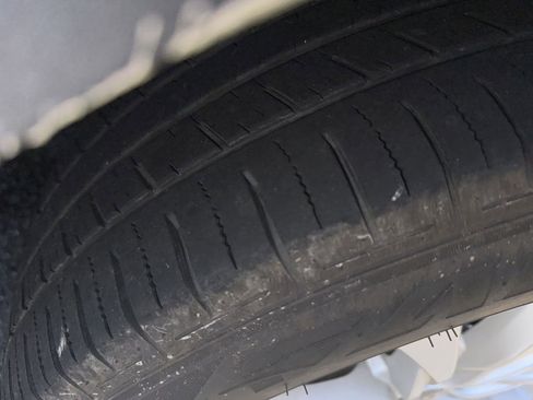 Used 2022 Kia Telluride LX AWD/4WD image 4