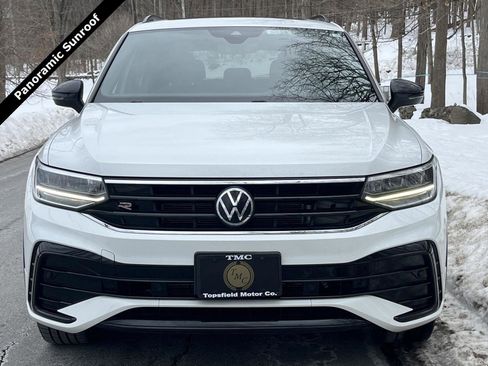Used 2022 Volkswagen Tiguan SE R-Line image 4