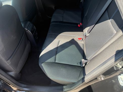 Used 2017 Nissan Sentra SR w/ Protection Package image 17