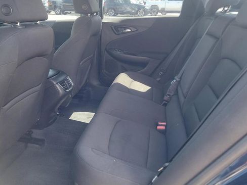 Used 2019 Chevrolet Malibu LT FWD image 18