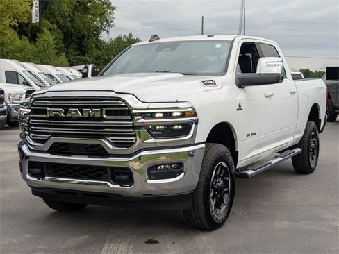 New 2025 RAM 2500 Laramie image 4