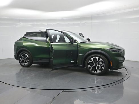 New 2026 Ford Mustang Mach-E Select image 29