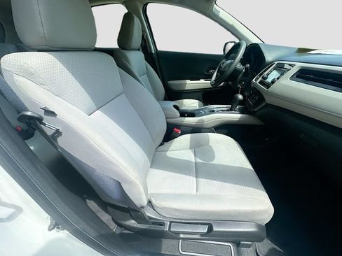 Used 2020 Honda HR-V LX image 29
