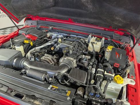 Used 2024 Jeep Gladiator Mojave AWD/4WD image 33