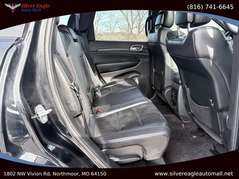 Used 2018 Jeep Grand Cherokee Altitude image 13