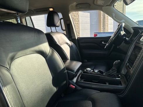 Used 2021 INFINITI QX80 Premium Select w/ All-Season Package image 19