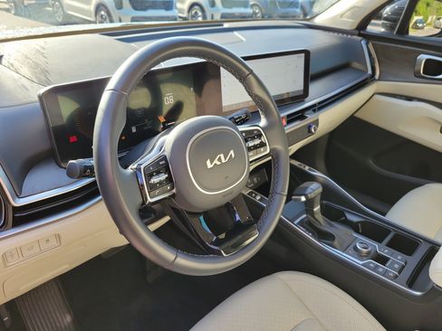 Certified 2025 Kia Sorento X-Line EX AWD/4WD image 22