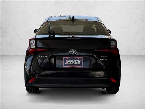 Used 2019 Toyota Prius Limited w/ Premium Convenience Package FWD image 7