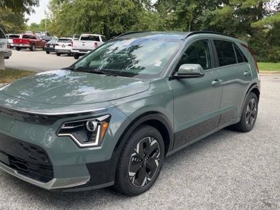 Used 2025 Kia Niro Wind